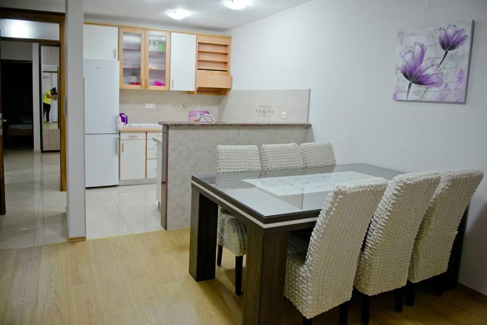 Apartments Domane Nenad Neum Zimmer foto